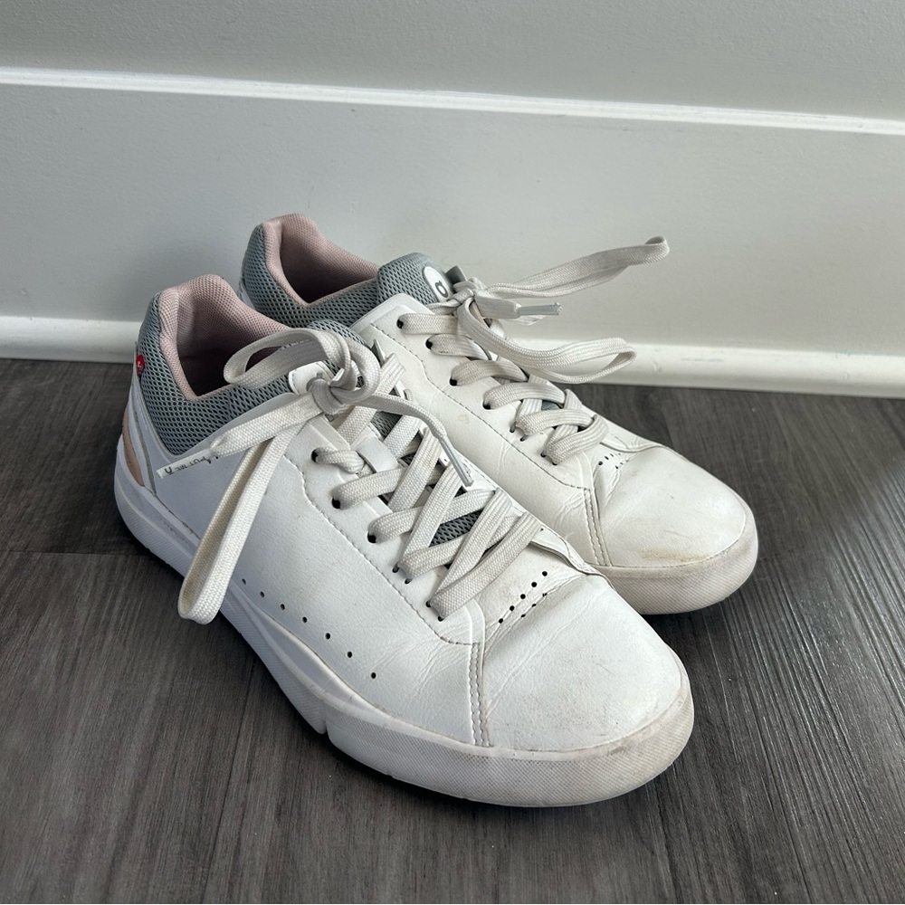 Women’s On Roger Advantage Size 7 Rosehip